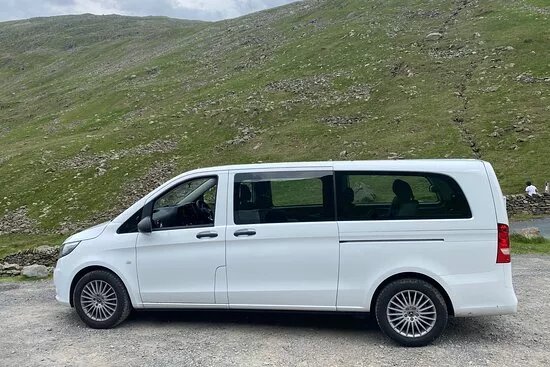 Private tour and a golf tour for up to 4 people.