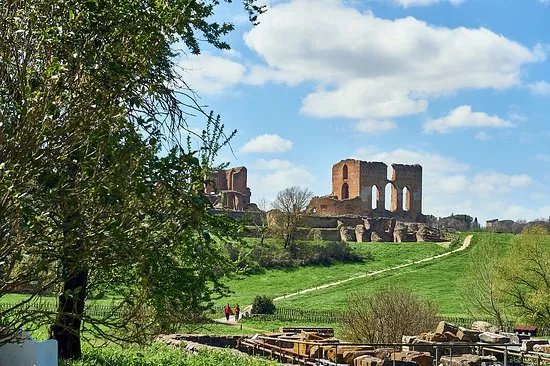 Villa dei Quintili e Santa Maria Nova - Parco Archeologico dell'Appia Antica