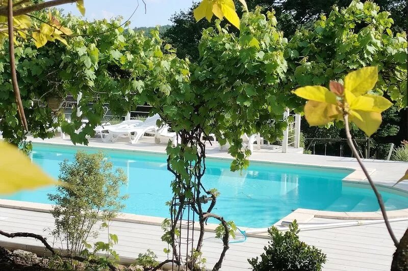 Beautiful gite and pool in Périgord Naturel Parc