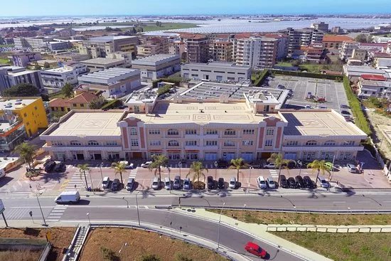 MAJESTIC Business Center