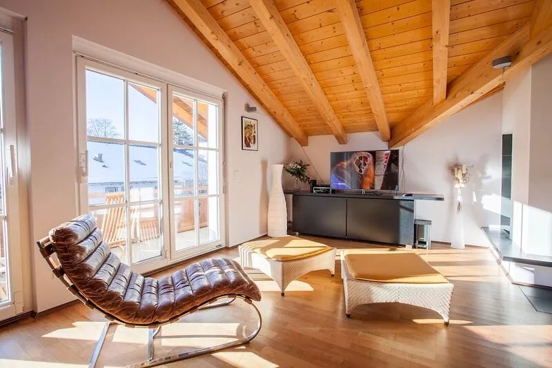 Extraordinary holiday apartment with a 360° view of the Alps