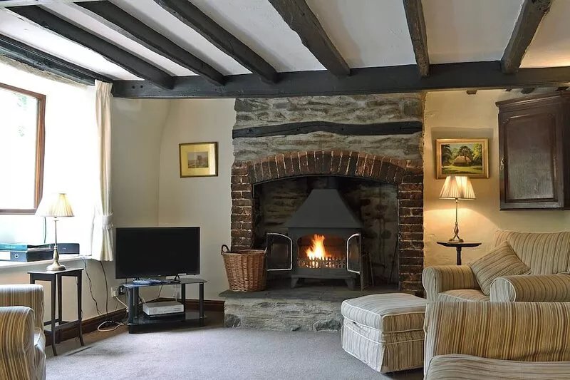 1 Oaks Farm Cottages