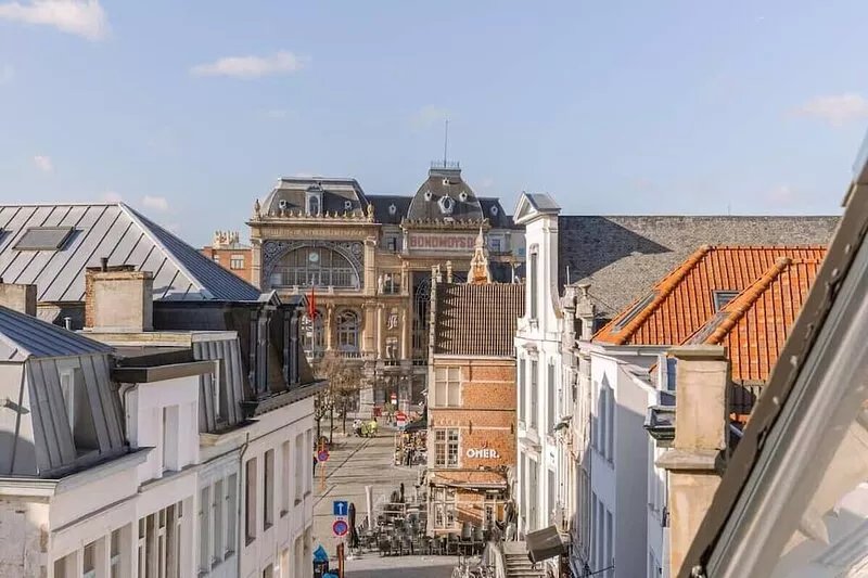 Huswell - Bright apartment overlooking the 3 towers of Ghent