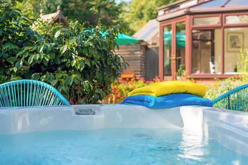2 bedroom accommodation in Langford Budville, near Wellington