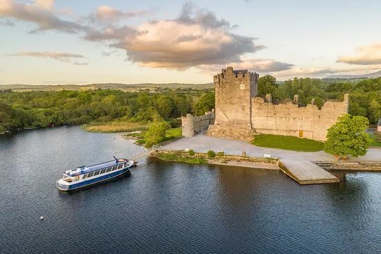 Lily of Killarney Watercoach