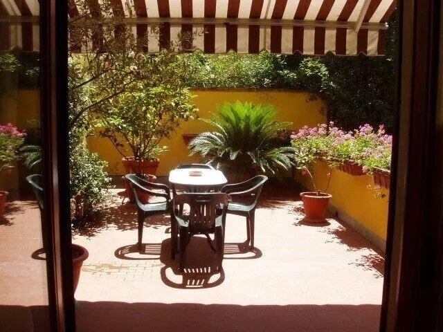 DUOMO center Florence : elegant apartment with large TERRACE - LIFT- AC- WIFI-