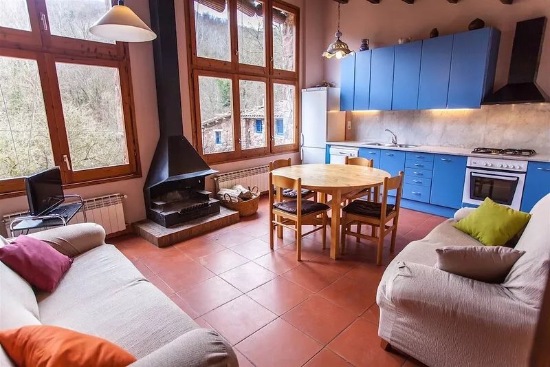 Self catering La Rovirota for 6 people