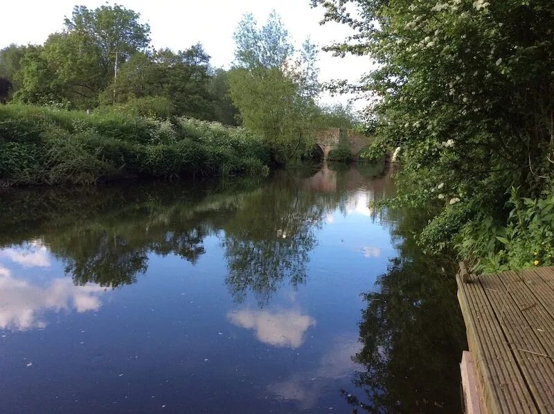 Heron View Riverside Retreat in Peaceful Rural Hamlet near Roman Town, Alcester