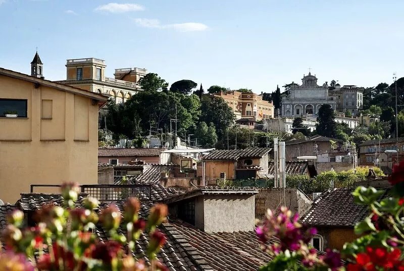 CITY CENTER, TRASTEVERE, VATICAN, COLOSSEUM, IMPERIAL FORUMS, CITY VIEW