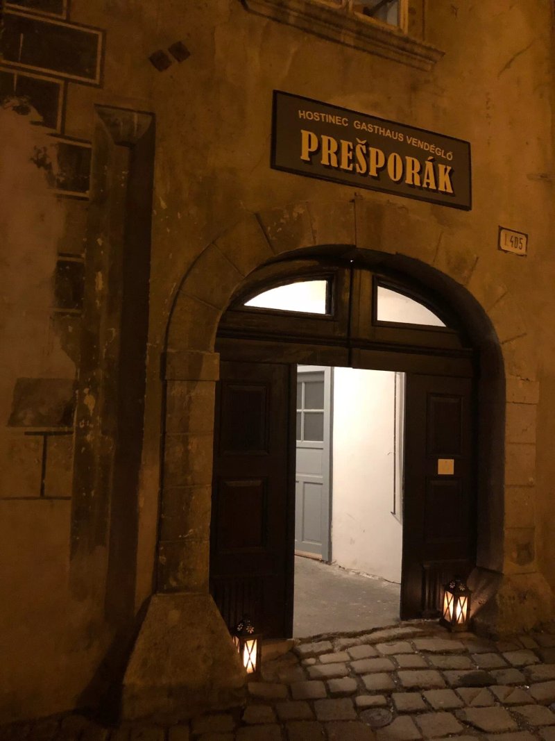 Presporsky dvor