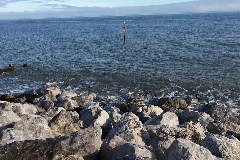 Goodwin Sands Cottage - 50 meters from the beach