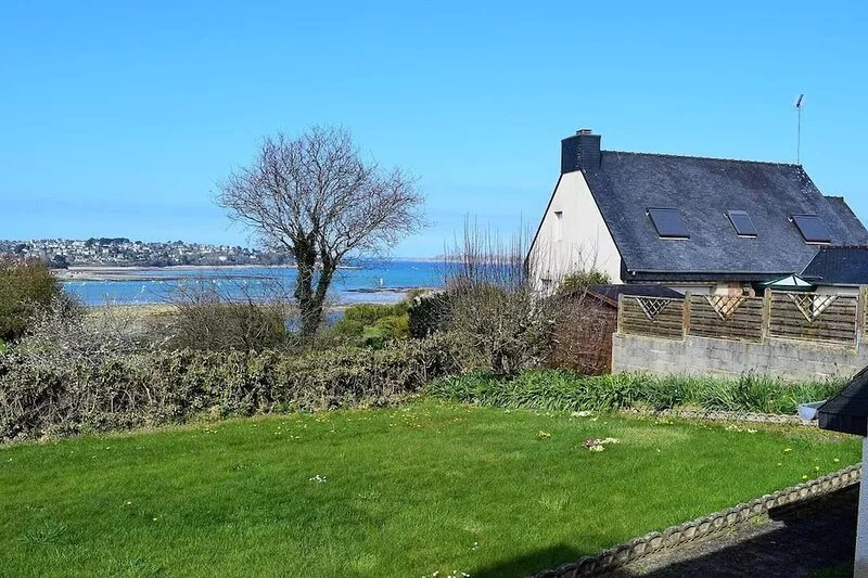 Villa Louannec, 4 bedrooms, 8 persons