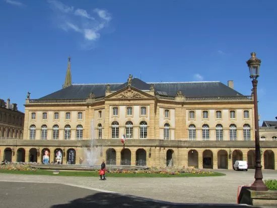 Place de la Comedie