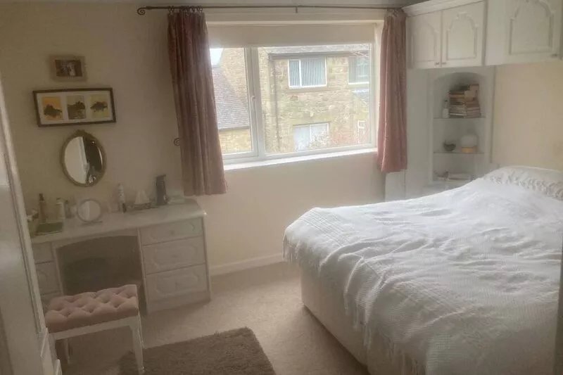 Cosy well-furnished 3 double-bed house on edge of Northumberland National Park