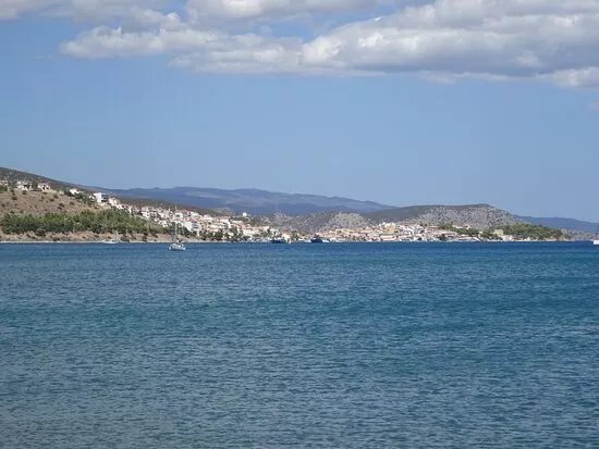 Lefkes Beach
