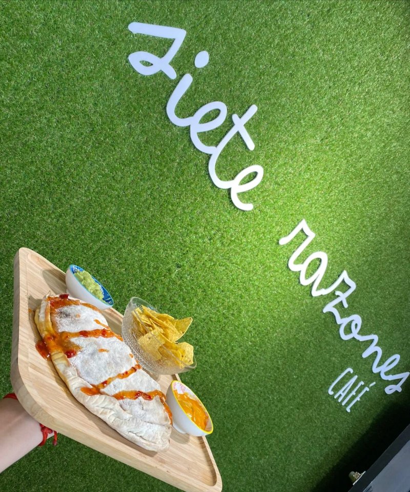 Siete Razones Cafe Mesa Y Lopez