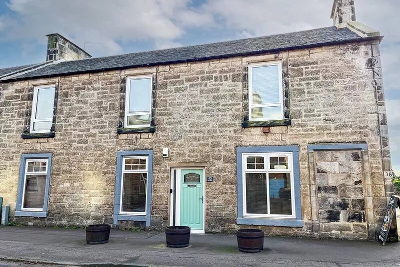 40 MAIN STREET, family friendly, country holiday cottage in Aberdour