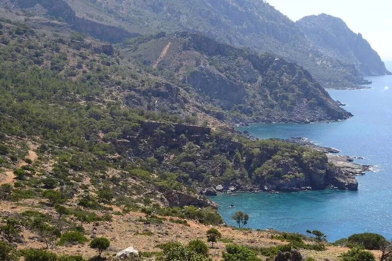 Charming Wooden Eco-House in unspoiled nature surrounding Sougia