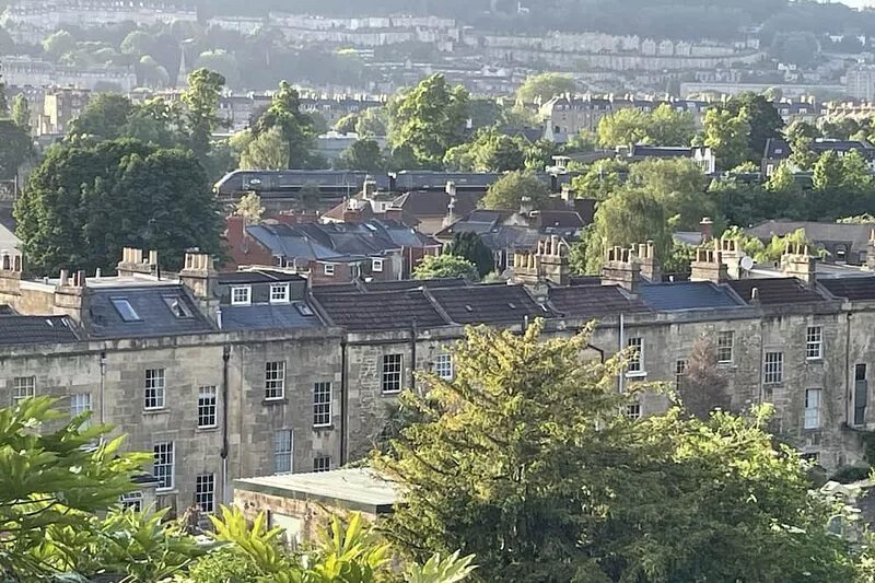 This large comfortable rambling Georgian house for 5 with panoramic city views