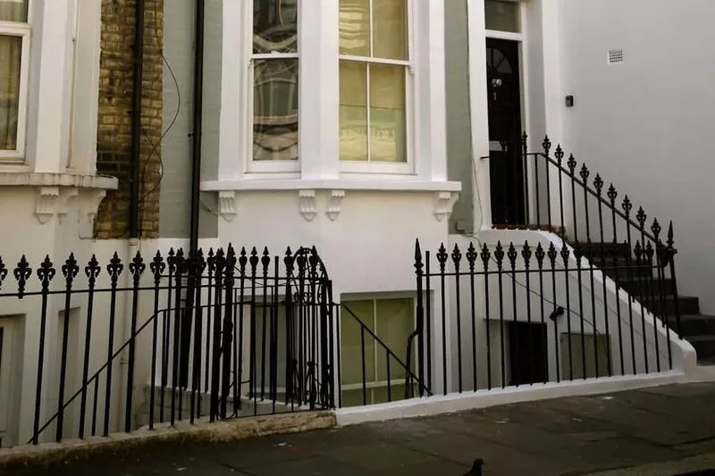 Fabulous spacious Garden flat with south facing garden