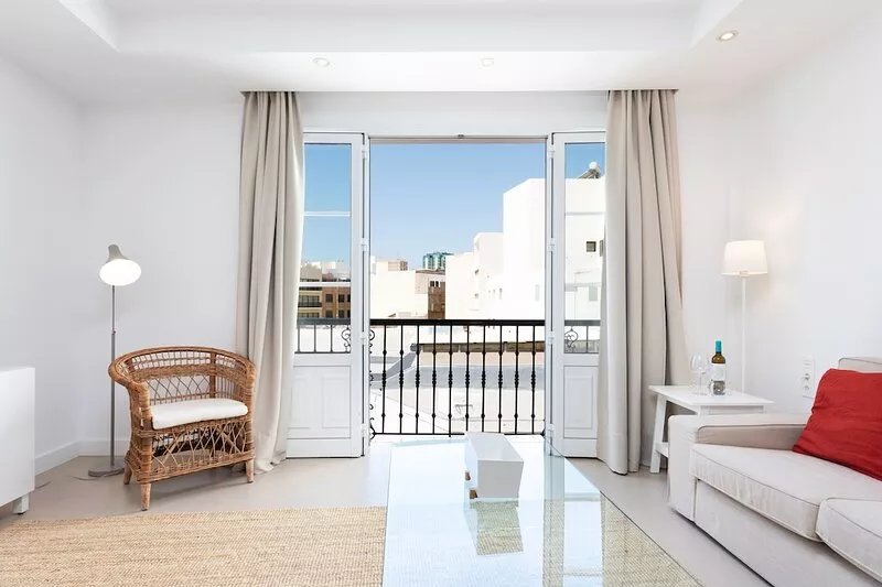 Luxury loft in the center of Arrecife. Very spacious and bright. Newly