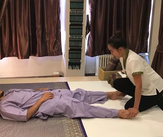 Ruean Suvarn - Thai Massage & Therapie