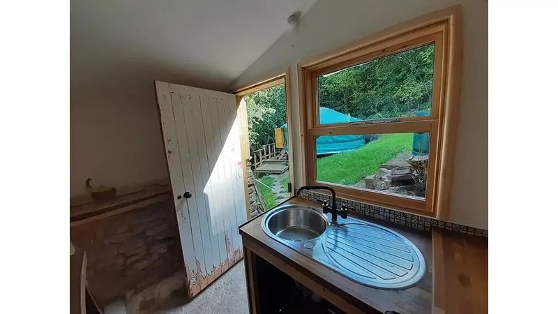 Secluded & Cosy Yurt in the Forest of Dean