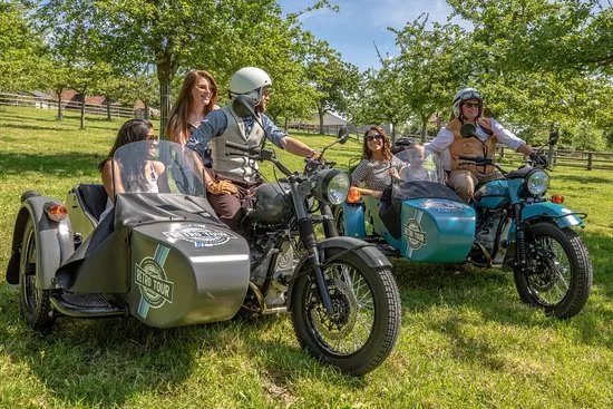 RETRO TOUR NORMANDY, FLOWERCOAST SIDECAR TOURS
