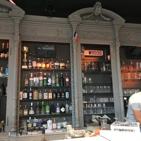 La Pharmacie