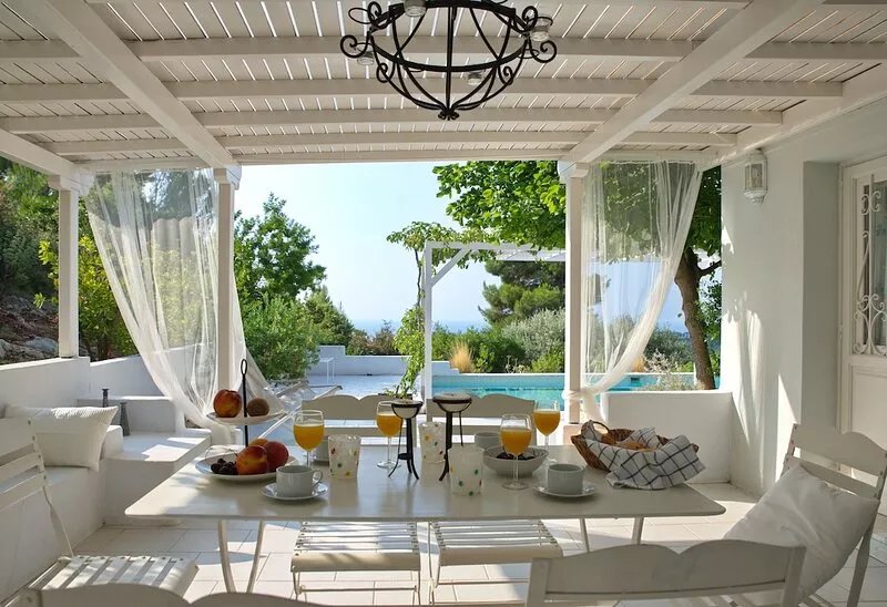 Stylish and Luxurious Anemolia Villa with private pool and stunning sea view!