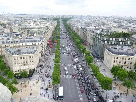 Champs-Elysees
