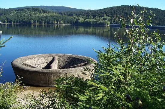 Water reservoir Josefuv Dul