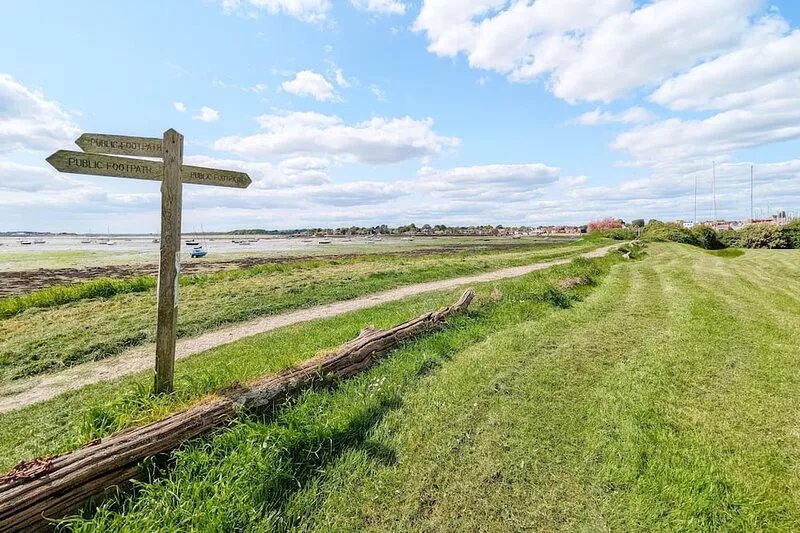Idyllic spot in Emsworth sailing village.