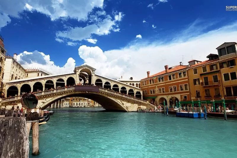 Venetian Historic Residence at Rialto Market Square