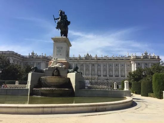 Plaza de Oriente