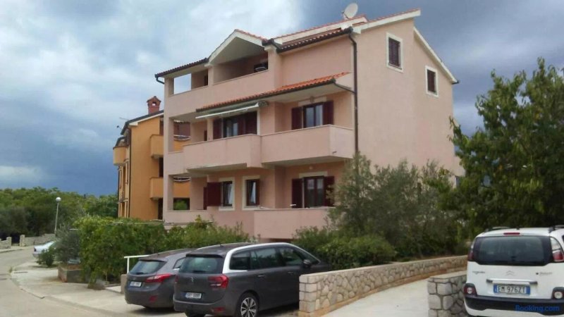 Laura and Nevio Apartments and Rooms