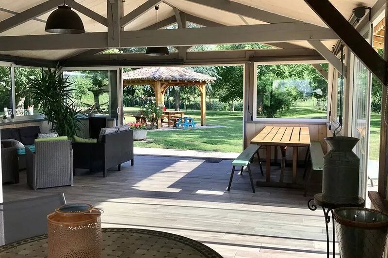 Large family home in exposed stone : PROMO: JULY 6 TO 12, 2025