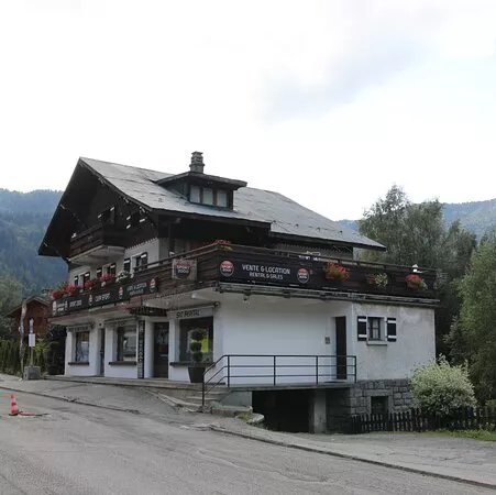Le Chemin Des Villages