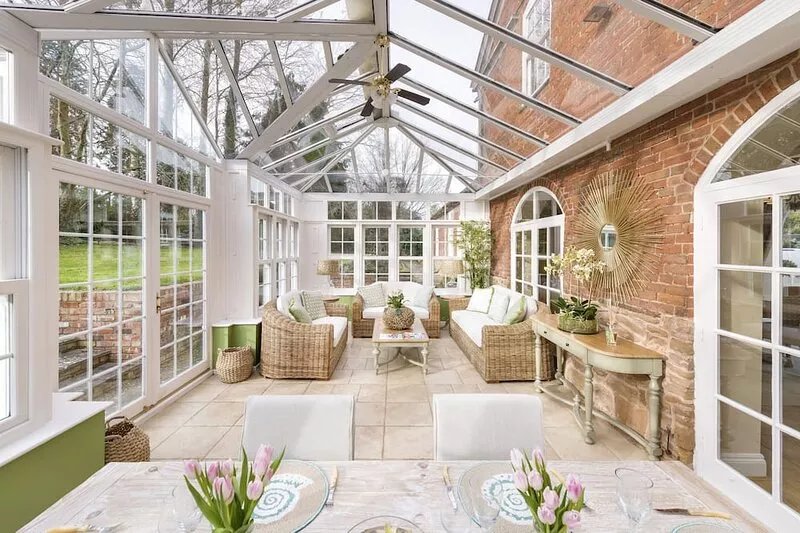 Historic rural Coach House with luxury accommodation