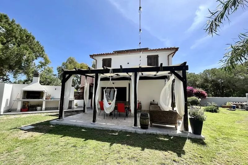 House with garden 200m from the sea