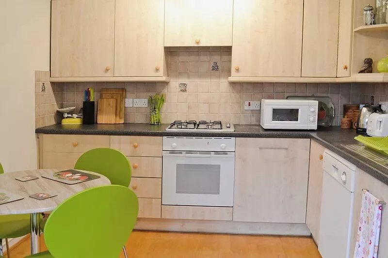 3 bedroom accommodation in Fordingbridge