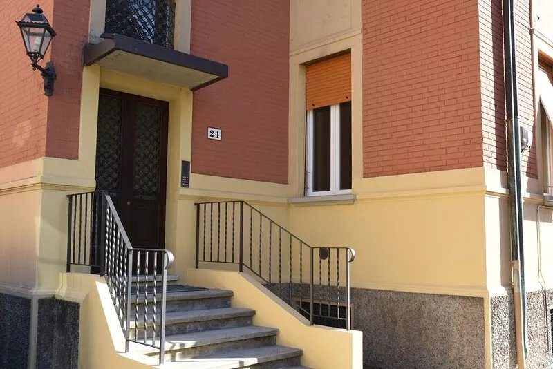 IL VECCHIO NOCE apartment for tourist use with parking in the garden
