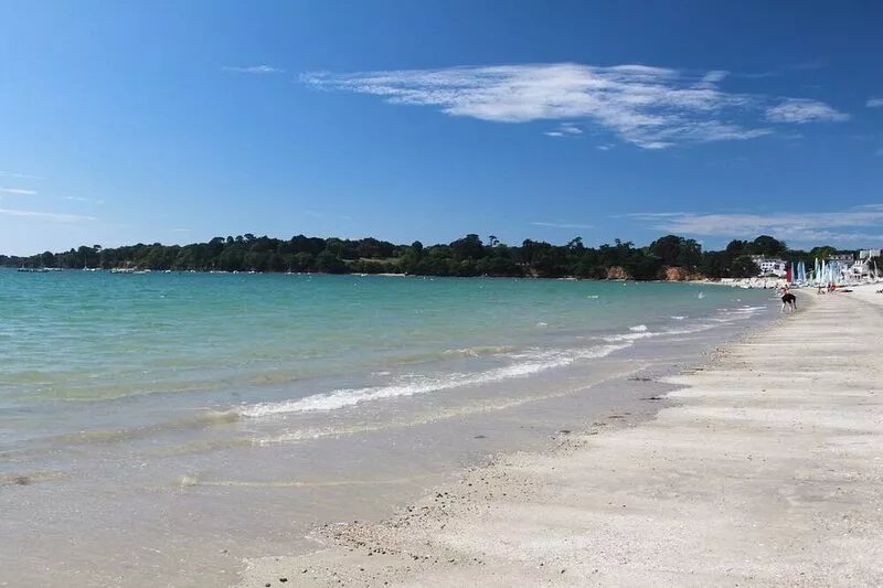 7 Cottages in 100 acres, heated pool. Near Pont Aven, Concarneau, beaches 15km