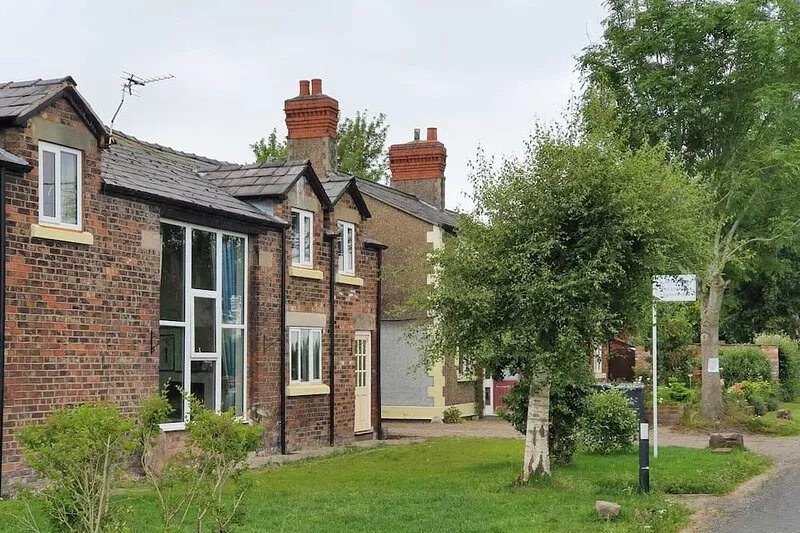 Cottage-Private Bathroom-The Granary