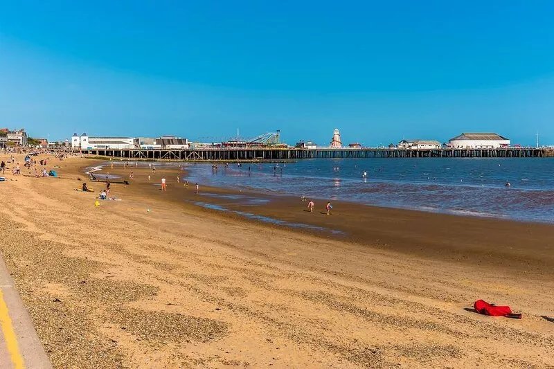 8 berth caravan at Orchards Haven in Clacton-on-Sea, Essex ref 15007O