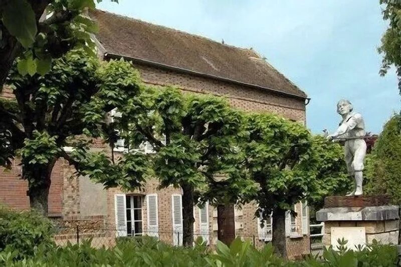 Comfortable 19th Century House, Less Than 1.30 From Paris - Sergines-Burgundy