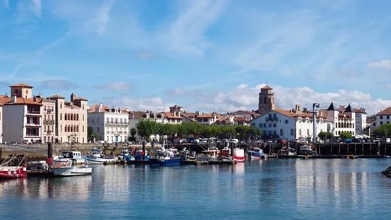 Quai Maurice Ravel
