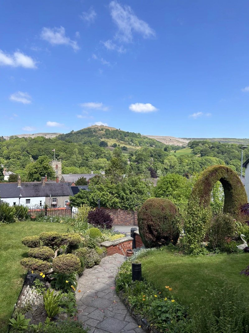 The Views Bed and Breakfast