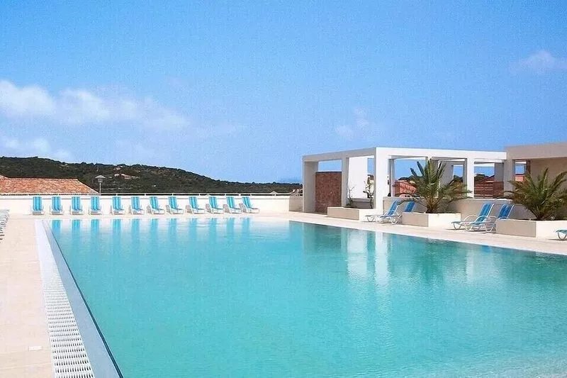 Detached villa in vacation residence with swimming pools