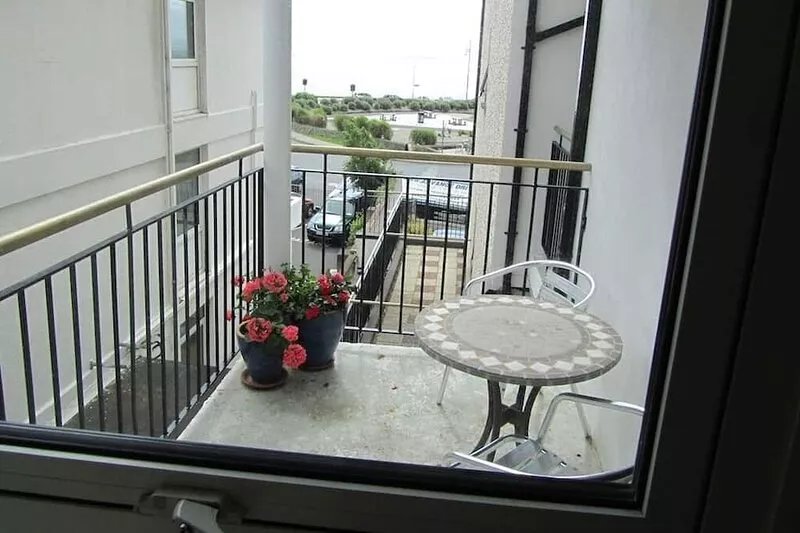 Sea View Apartment   situated on the seafront near the village Salthill